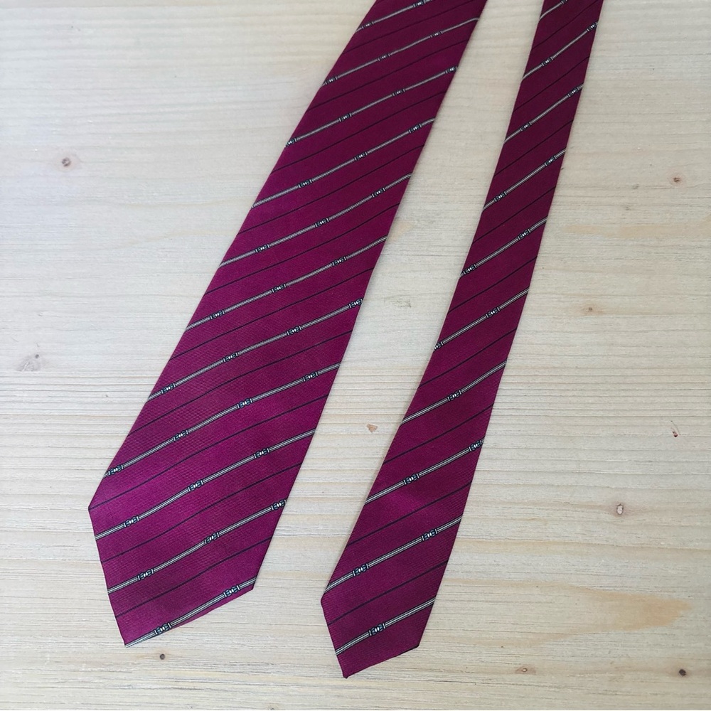 Christian Dior Vintage Mens Burgundy Striped Designer Luxury Tie - Picture 2 of 6
